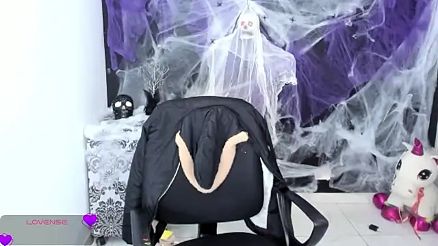 Marce 22 online show from 10, 10, 2025