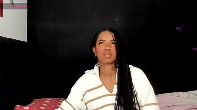 Snapshot of Marce_22 chatting on 9, 6, 2026 Marce 22 online show from 9, 6, 2026
