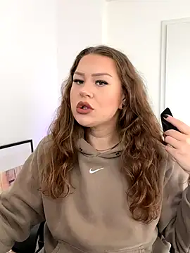 Snapshot of Fancy-Francy chatting on 20, 10, 2025 Fancy-Francy online show from 20, 10, 2025