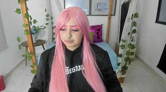 Snapshot of lussyevans24 chatting on 11, 2, 2025 lussyevans24 online show from 11, 2, 2025