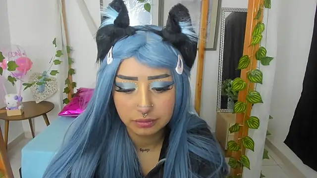 Snapshot of lussyevans24 chatting on 23, 2, 2025 lussyevans24 online show from 23, 2, 2025