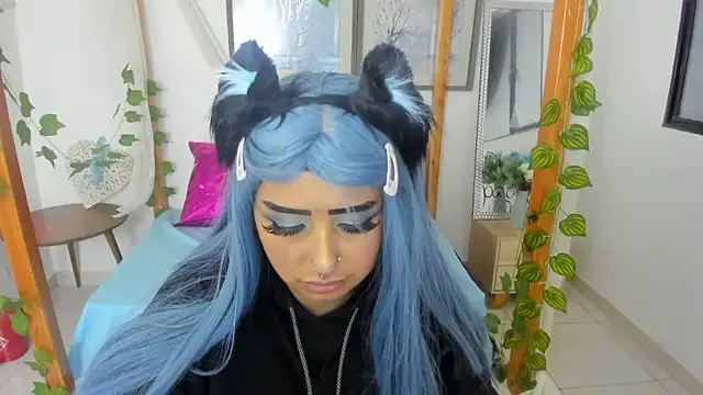 Snapshot of lussyevans24 chatting on 24, 2, 2025 lussyevans24 online show from 24, 2, 2025