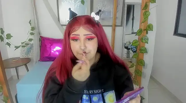 Snapshot of lussyevans24 chatting on 26, 2, 2025 lussyevans24 online show from 26, 2, 2025