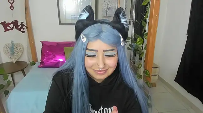 Snapshot of lussyevans24 chatting on 12, 3, 2025 lussyevans24 online show from 12, 3, 2025