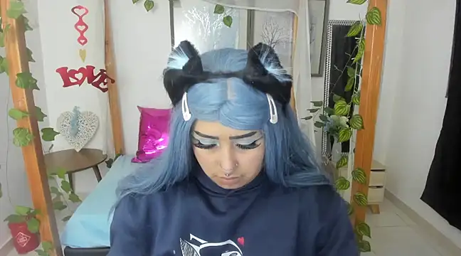 Snapshot of lussyevans24 chatting on 13, 3, 2025 lussyevans24 online show from 13, 3, 2025