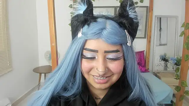 Snapshot of lussyevans24 chatting on 18, 3, 2025 lussyevans24 online show from 18, 3, 2025