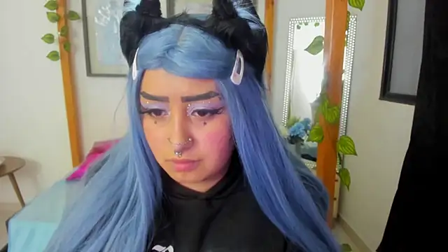 Snapshot of lussyevans24 chatting on 20, 3, 2025 lussyevans24 online show from 20, 3, 2025