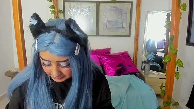 Snapshot of lussyevans24 chatting on 20, 3, 2025 lussyevans24 online show from 20, 3, 2025