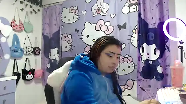 Snapshot of lussyevans24 chatting on 16, 9, 2025 lussyevans24 online show from 16, 9, 2025