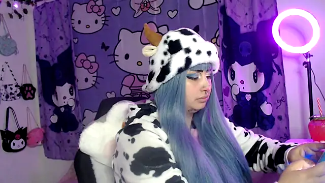 Snapshot of lussyevans24 chatting on 27, 9, 2025 lussyevans24 online show from 27, 9, 2025