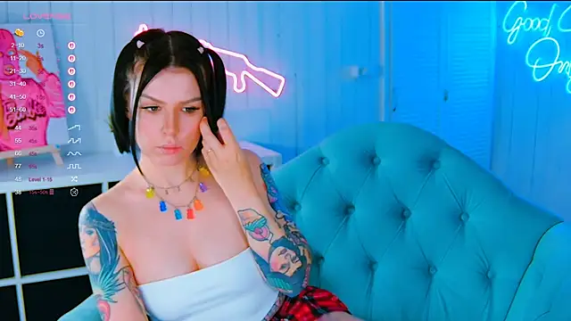 Snapshot of My_toys_pink chatting on 22, 10, 2025 My toys pink online show from 22, 10, 2025