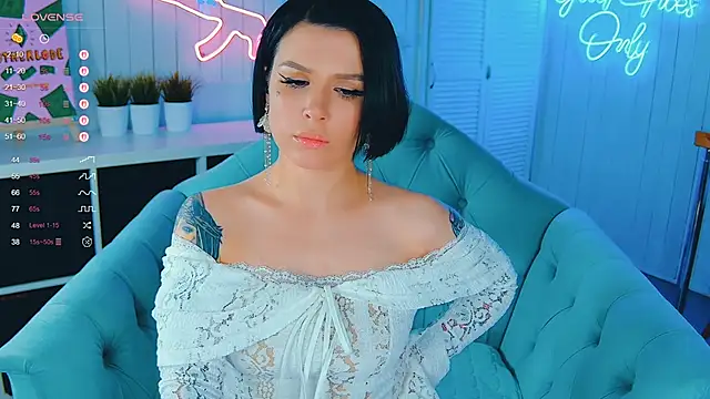 Snapshot of My_toys_pink chatting on 24, 11, 2025 My toys pink online show from 24, 11, 2025