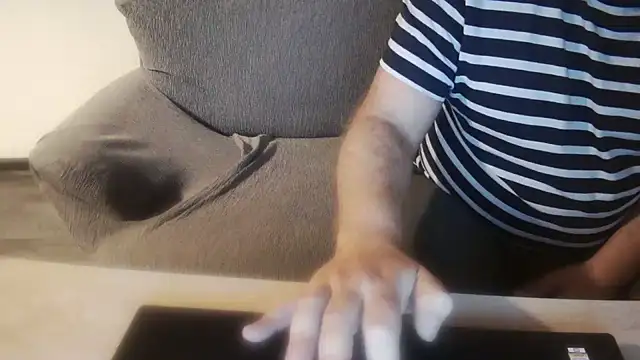 Snapshot of margotgra82 chatting on 2, 1, 2025 margotgra82 online show from 2, 1, 2025