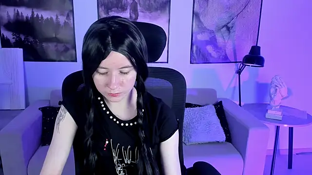 Snapshot of LexiWenford chatting on 4, 12, 2024 LexiWenford online show from 4, 12, 2024