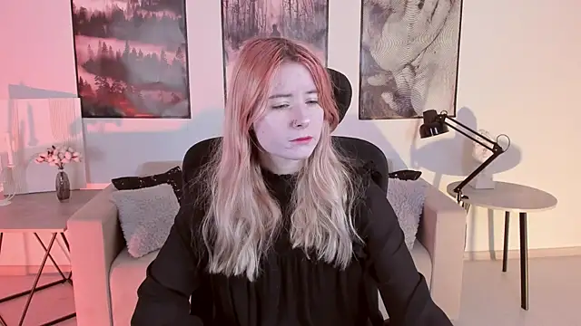 Snapshot of LexiWenford chatting on 11, 12, 2024 LexiWenford online show from 11, 12, 2024