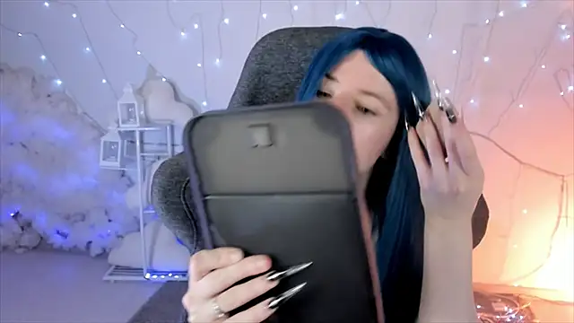 Snapshot of LexiWenford chatting on 3, 2, 2025 LexiWenford online show from 3, 2, 2025