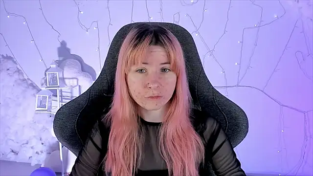 Snapshot of LexiWenford chatting on 10, 2, 2025 LexiWenford online show from 10, 2, 2025