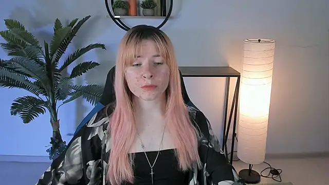 Snapshot of LexiWenford chatting on 21, 2, 2025 LexiWenford online show from 21, 2, 2025