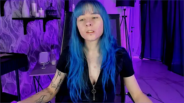 Snapshot of LexiWenford chatting on 18, 9, 2025 LexiWenford online show from 18, 9, 2025