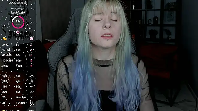 Snapshot of LexiWenford chatting on 24, 11, 2025 LexiWenford online show from 24, 11, 2025