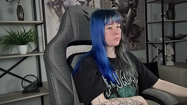 Snapshot of LexiWenford chatting on 16, 4, 2026 LexiWenford online show from 16, 4, 2026