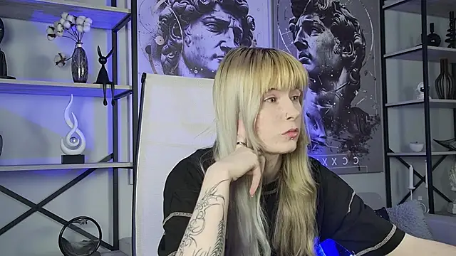 Snapshot of LexiWenford chatting on 11, 6, 2026 LexiWenford online show from 11, 6, 2026