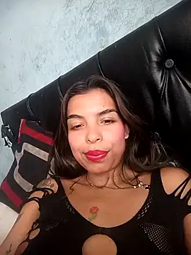 Snapshot of camila-esperanza chatting on 17, 12, 2025 camila-esperanza online show from 17, 12, 2025