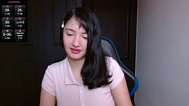 Snapshot of alexaa08 chatting on 6, 8, 2026 alexaa08 online show from 6, 8, 2026