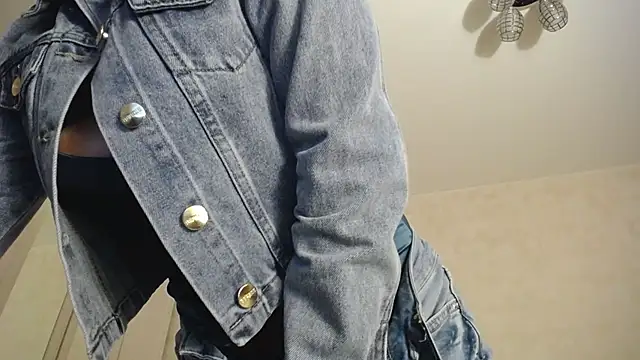 Devil Goddess online show from 19, 1, 2025