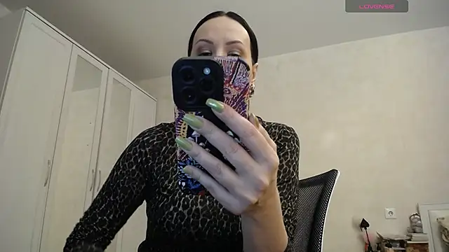 Snapshot of Devil_Goddess chatting on 28, 2, 2026 Devil Goddess online show from 28, 2, 2026