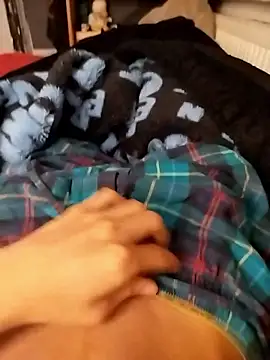 Snapshot of Dennis_2024 chatting on 6, 1, 2026 Dennis 2024 online show from 6, 1, 2026