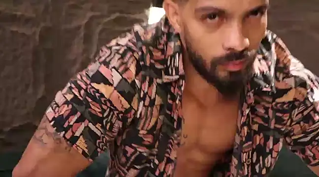 Snapshot of DannSaenz chatting on 3, 3, 2025 DannSaenz online show from 3, 3, 2025