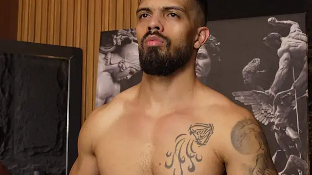 Snapshot of DannSaenz chatting on 13, 9, 2025 DannSaenz online show from 13, 9, 2025