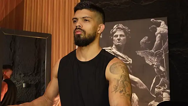 Snapshot of DannSaenz chatting on 16, 9, 2025 DannSaenz online show from 16, 9, 2025