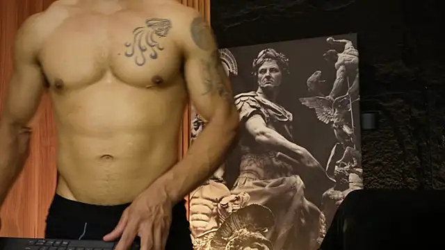 Snapshot of DannSaenz chatting on 26, 9, 2025 DannSaenz online show from 26, 9, 2025