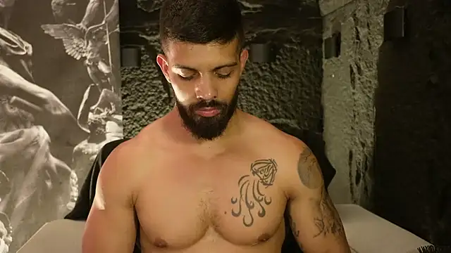 Snapshot of DannSaenz chatting on 27, 9, 2025 DannSaenz online show from 27, 9, 2025