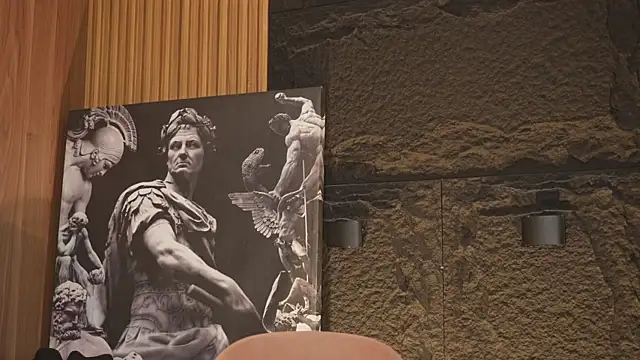 Snapshot of DannSaenz chatting on 1, 10, 2025 DannSaenz online show from 1, 10, 2025