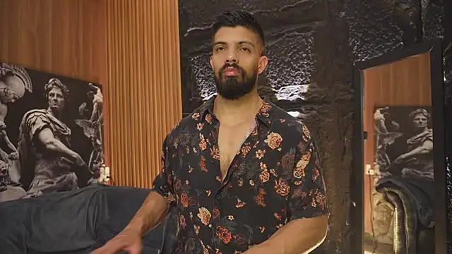 Snapshot of DannSaenz chatting on 10, 10, 2025 DannSaenz online show from 10, 10, 2025