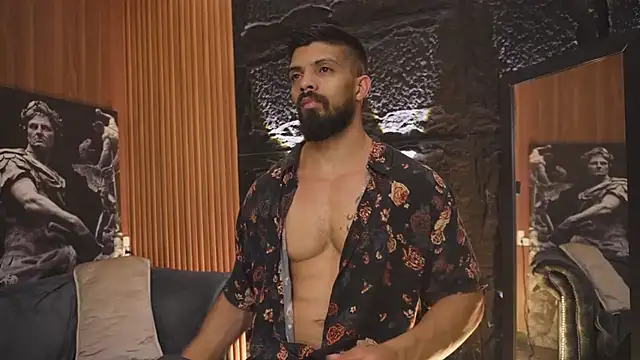 Snapshot of DannSaenz chatting on 10, 10, 2025 DannSaenz online show from 10, 10, 2025