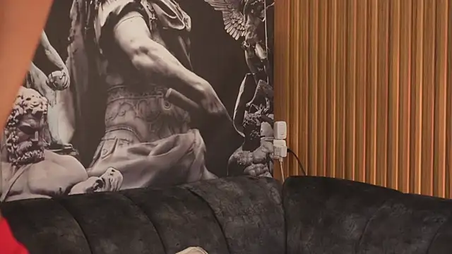 Snapshot of DannSaenz chatting on 21, 10, 2025 DannSaenz online show from 21, 10, 2025