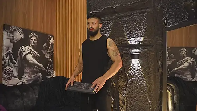 Snapshot of DannSaenz chatting on 23, 10, 2025 DannSaenz online show from 23, 10, 2025