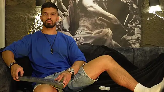 Snapshot of DannSaenz chatting on 29, 11, 2025 DannSaenz online show from 29, 11, 2025