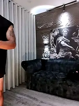 Snapshot of DannSaenz chatting on 13, 1, 2026 DannSaenz online show from 13, 1, 2026