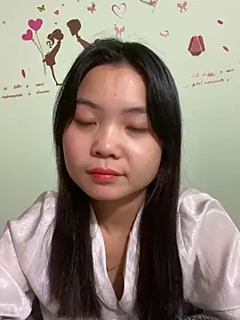 Snapshot of Maeve2k5 chatting on 27, 12, 2024 Maeve2k5 online show from 27, 12, 2024