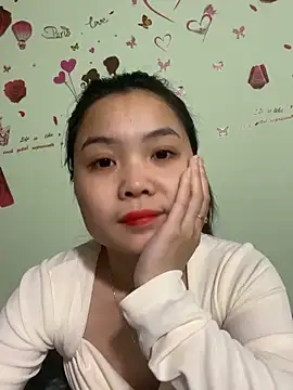 Snapshot of Maeve2k5 chatting on 28, 12, 2024 Maeve2k5 online show from 28, 12, 2024