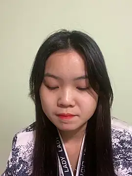 Snapshot of Maeve2k5 chatting on 4, 1, 2025 Maeve2k5 online show from 4, 1, 2025