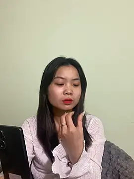 Snapshot of Maeve2k5 chatting on 6, 1, 2025 Maeve2k5 online show from 6, 1, 2025