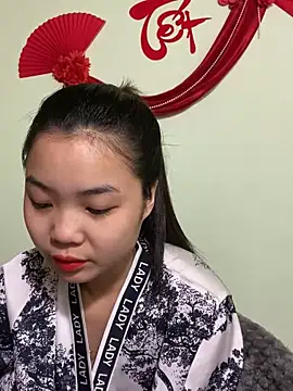 Snapshot of Maeve2k5 chatting on 11, 1, 2025 Maeve2k5 online show from 11, 1, 2025