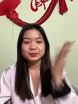 Snapshot of Maeve2k5 chatting on 5, 2, 2025 Maeve2k5 online show from 5, 2, 2025