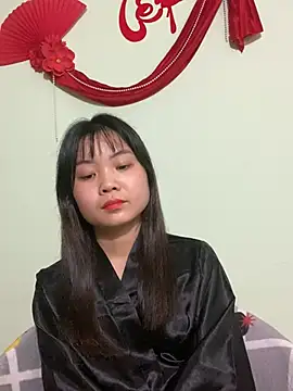 Snapshot of Maeve2k5 chatting on 4, 3, 2025 Maeve2k5 online show from 4, 3, 2025